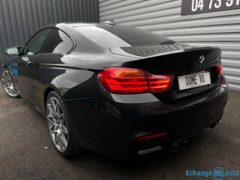 BMW M4 COUPE