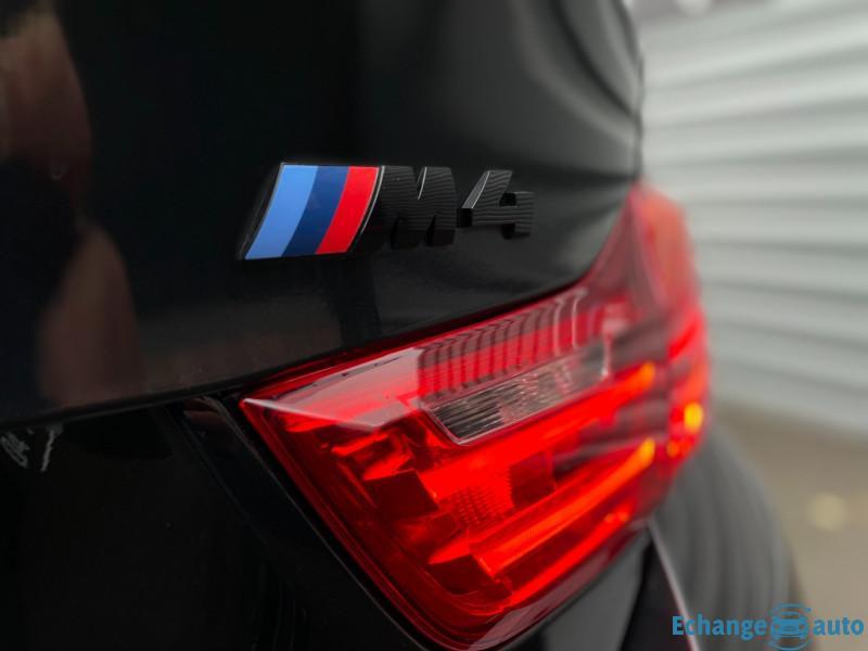 BMW M4 COUPE