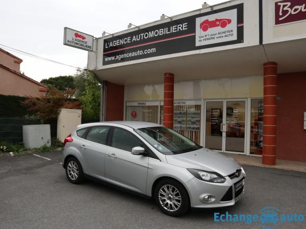 FORD FOCUS 1.6 TDCi 115 FAP SetS Titanium + Attelage