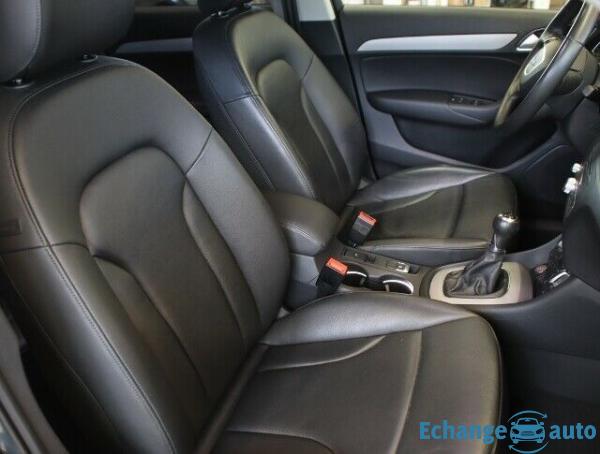 Audi Q3 2.0 turbo s-line