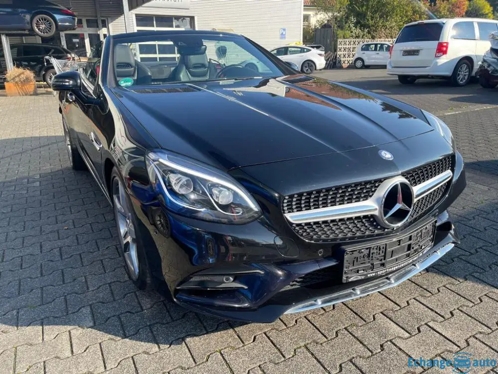 Mercedes-Benz SLC 250 Roadster  AMG Line