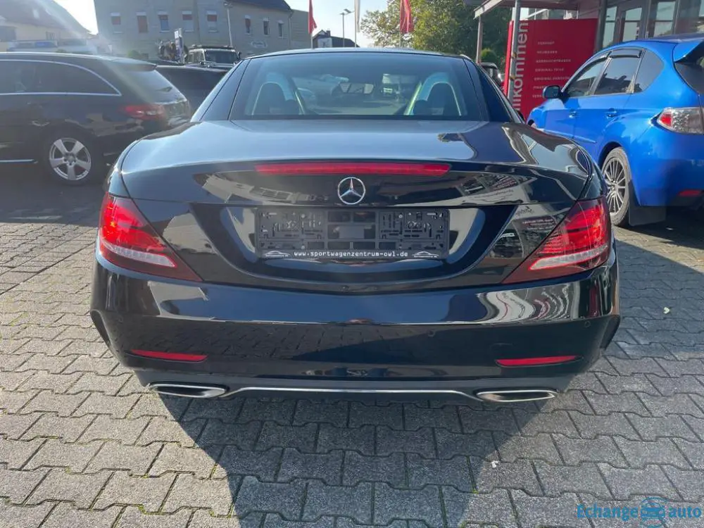 Mercedes-Benz SLC 250 Roadster  AMG Line