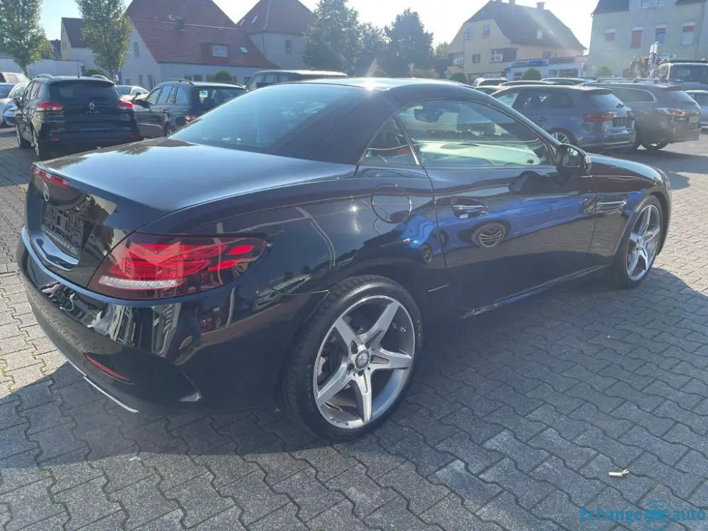 Mercedes-Benz SLC 250 Roadster  AMG Line