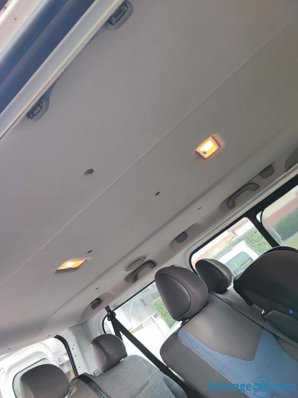 Renault trafic h1n1 9 places