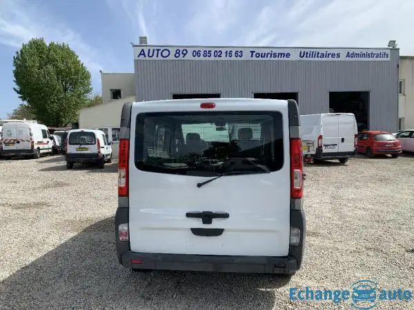 RENAULT TRAFIC 2.5 dCi 150ch