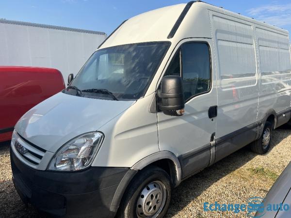 IVECO DAILY 2.3 D L2H2