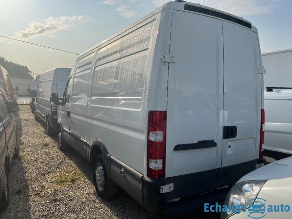 IVECO DAILY 2.3 D L2H2