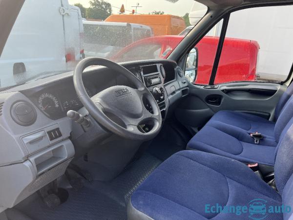 IVECO DAILY 2.3 D L2H2