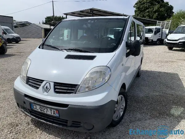 RENAULT TRAFIC 2.5 dCi 150ch