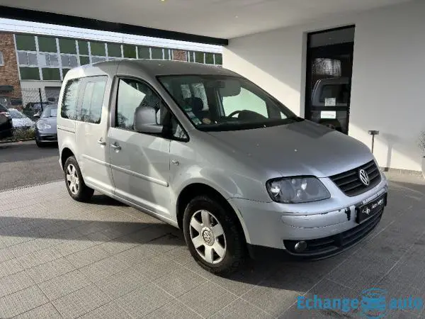 VOLKSWAGEN CADDY Life 1.9 TDI 5pl Colour Concept