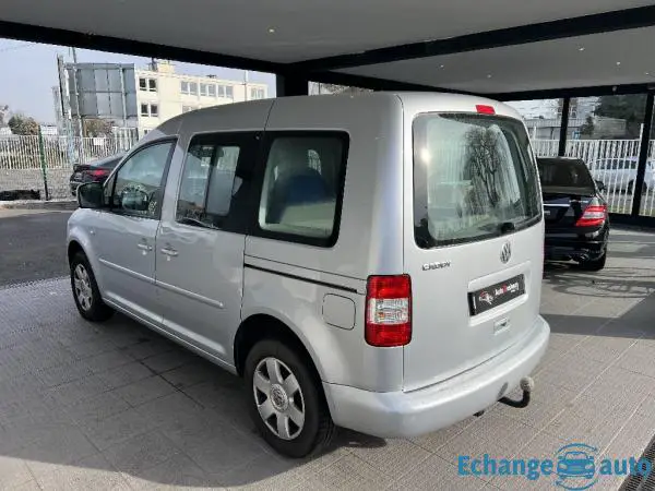 VOLKSWAGEN CADDY Life 1.9 TDI 5pl Colour Concept