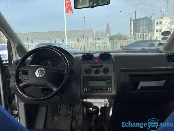 VOLKSWAGEN CADDY Life 1.9 TDI 5pl Colour Concept