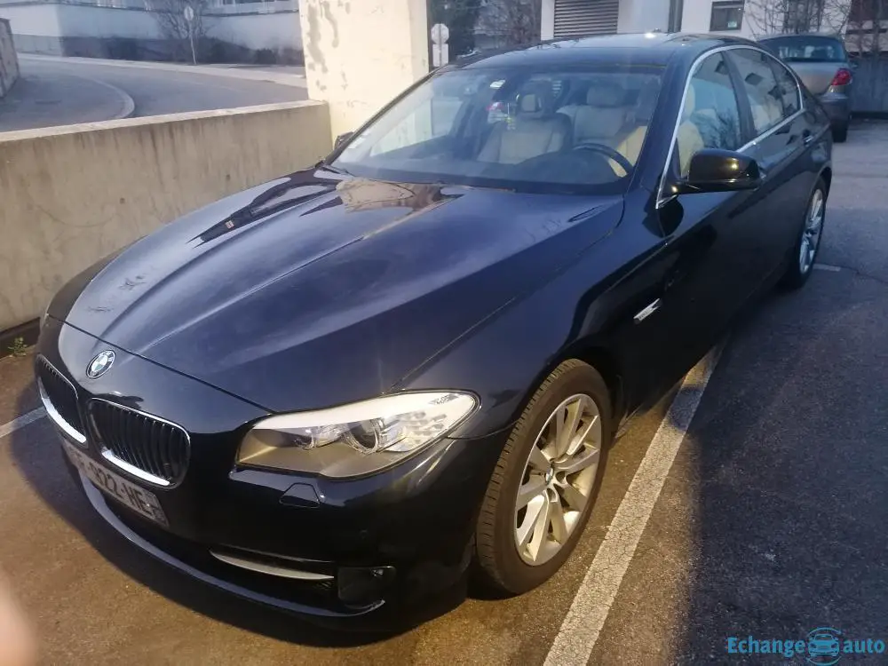 BMW 528i 258 ch pack luxe