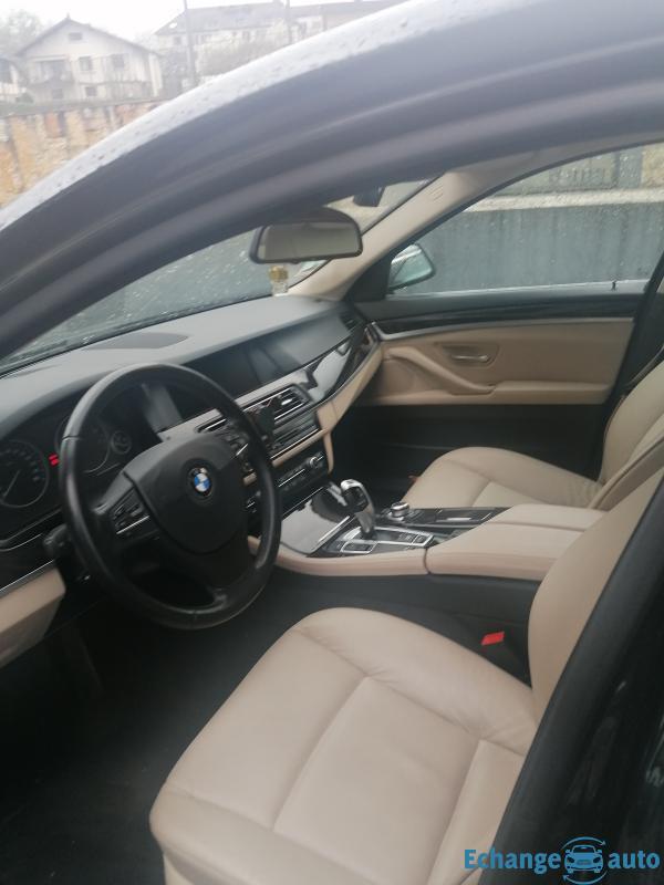 BMW 528i 258 ch pack luxe
