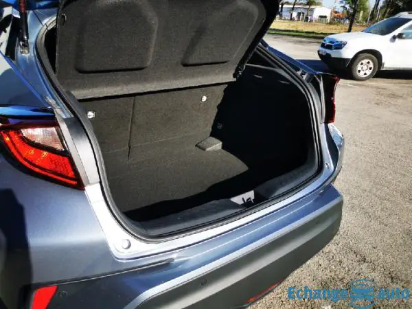 TOYOTA TOYOTA C HR Hybride 1.8L Dynamic Business 