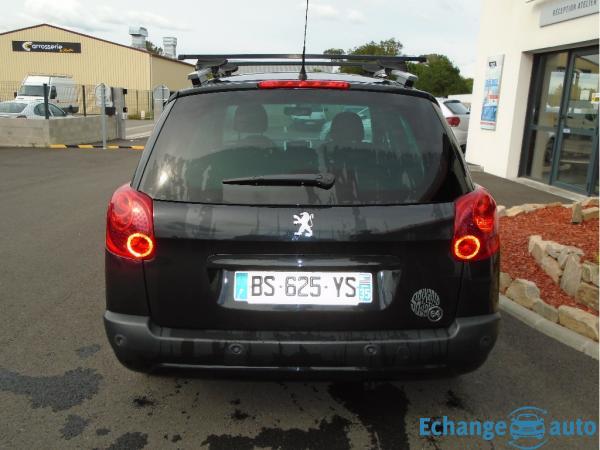 PEUGEOT 207 SW 1.6 HDi 92ch FAP BLUE LION Série 64 