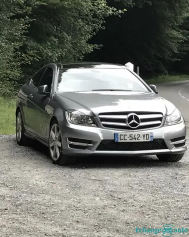 Mercedes classe C coupé pack AMG ou échange