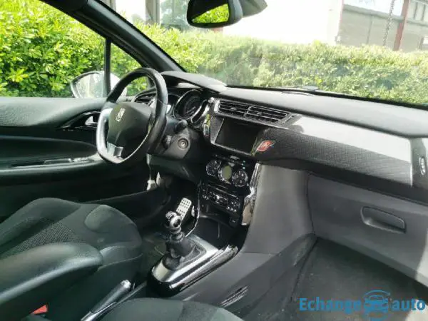 CITROEN DS3 DS3 e-HDi 115 Airdream Sport Chic 