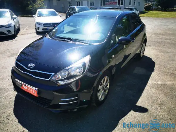 KIA RIO 1.2L 85 Série Limitée Urban Chic