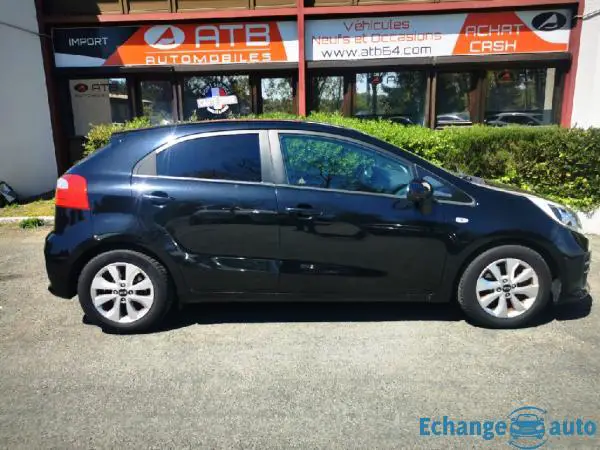 KIA RIO 1.2L 85 Série Limitée Urban Chic