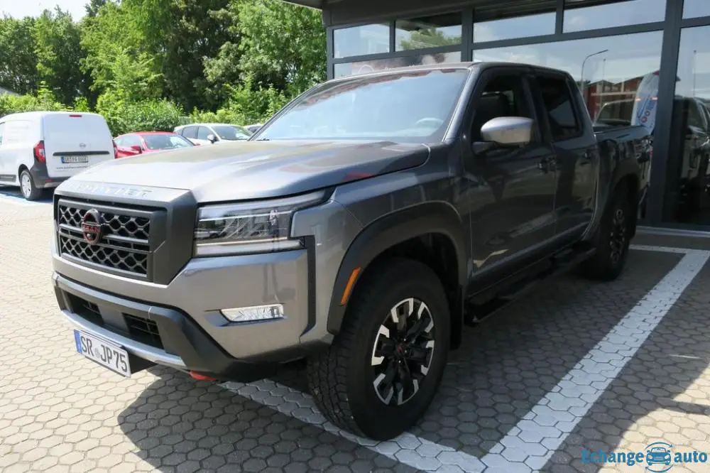 Nissan Frontier 3.8 AT PRO-4X Crew Cab LUXURY