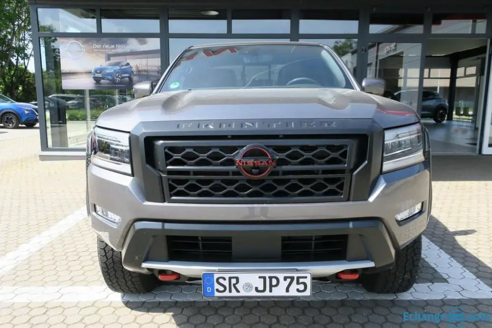 Nissan Frontier 3.8 AT PRO-4X Crew Cab LUXURY