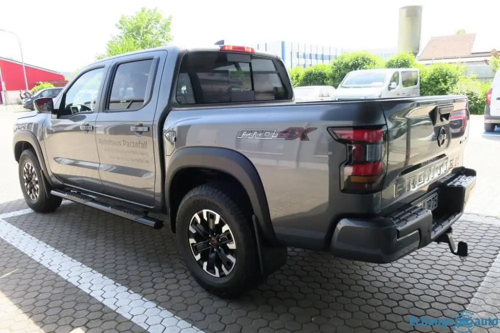 Nissan Frontier 3.8 AT PRO-4X Crew Cab LUXURY