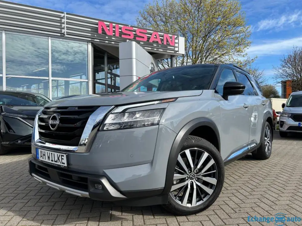 Nissan Pathfinder 3.5 V6 4WD PLATINIUM