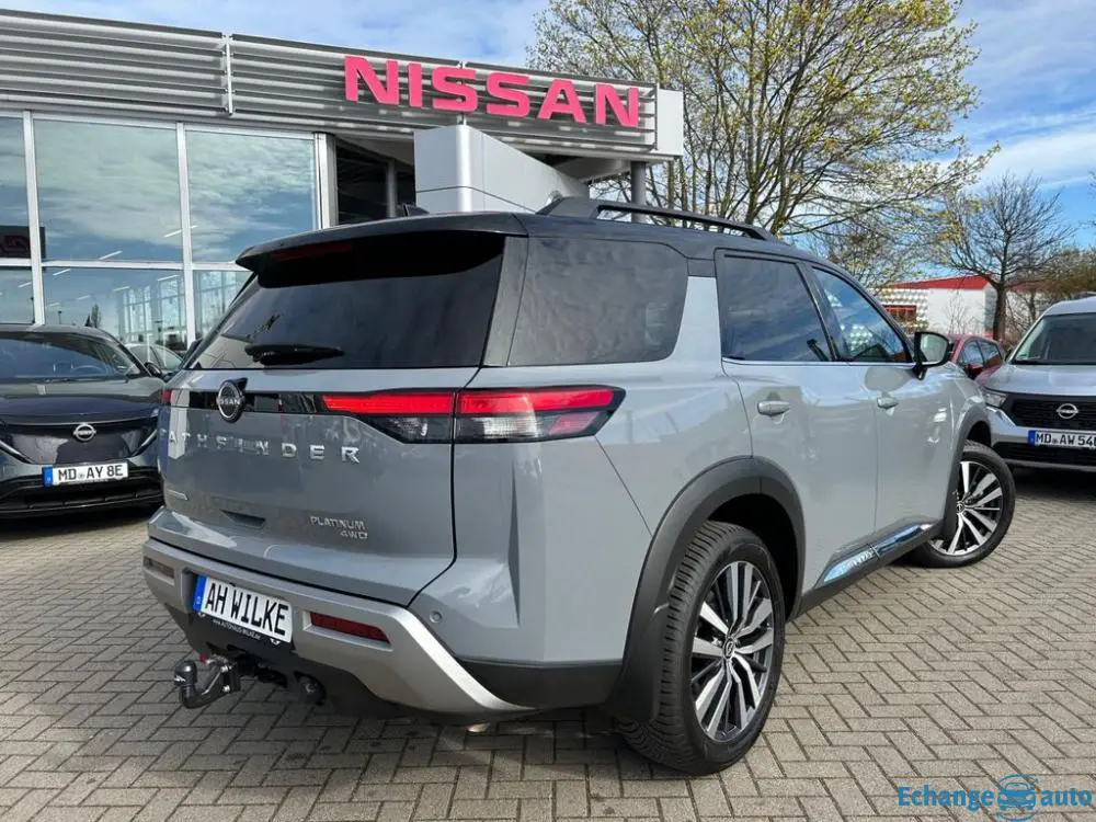 Nissan Pathfinder 3.5 V6 4WD PLATINIUM