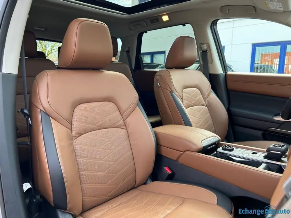 Nissan Pathfinder 3.5 V6 4WD PLATINIUM