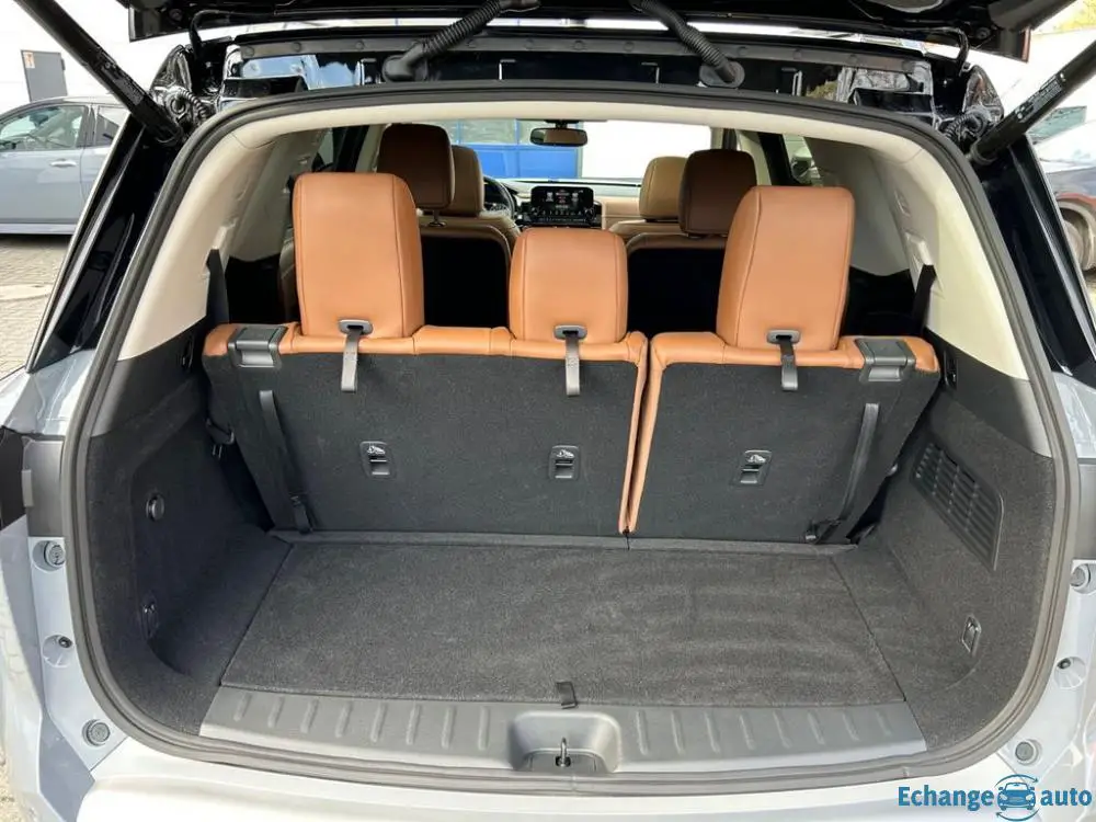 Nissan Pathfinder 3.5 V6 4WD PLATINIUM