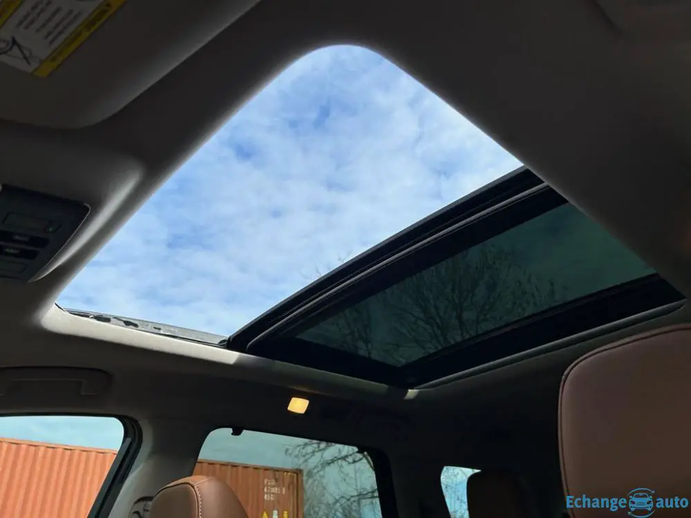 Nissan Pathfinder 3.5 V6 4WD PLATINIUM