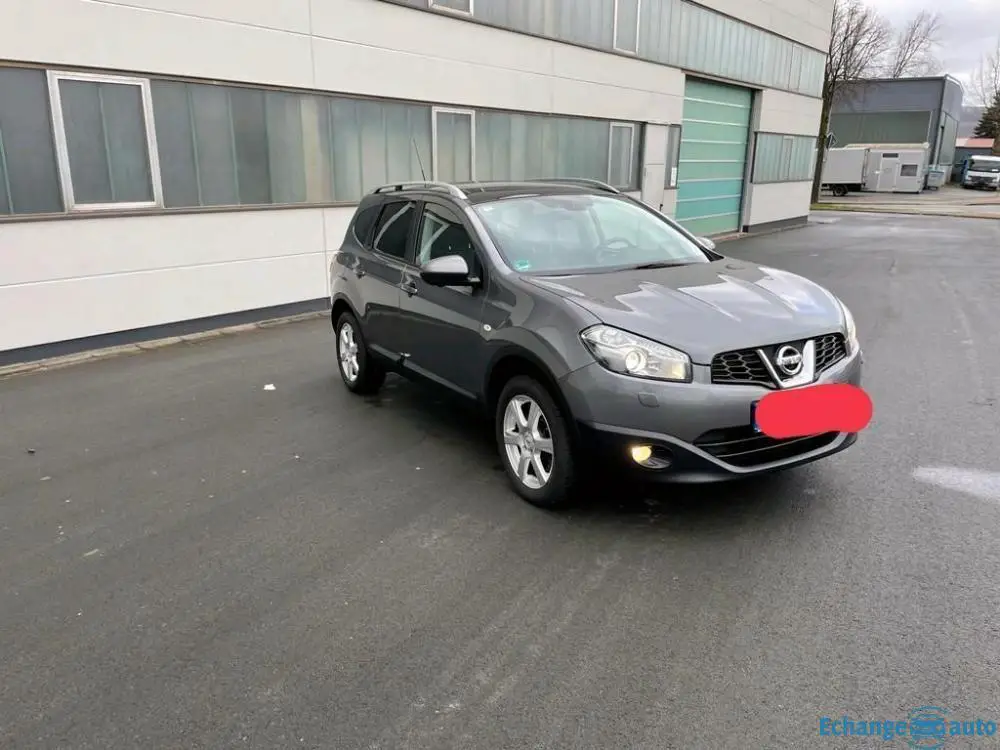 Nissan Qashqai+2