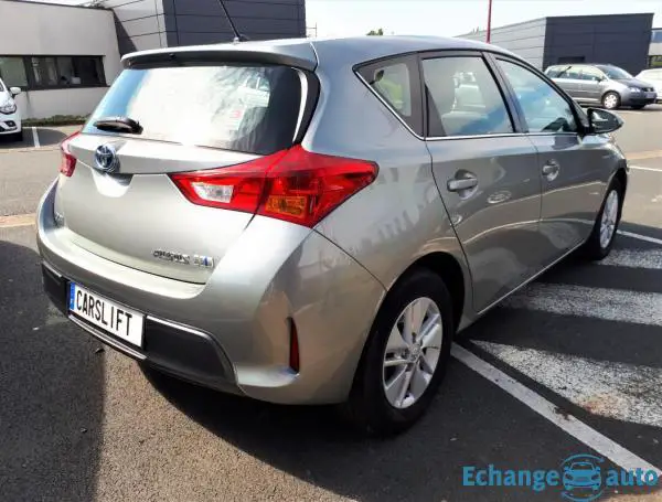 Toyota Auris 1.8 HSD 136H HYBRIDE BUSINESS - GARANTIE 6 MOIS