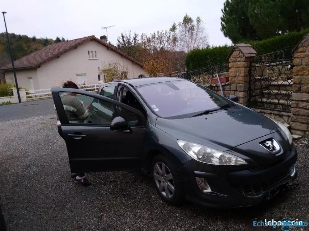 V ou échange PEUGEOT 308 contre camping car