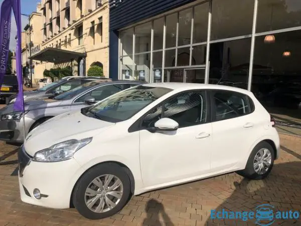Peugeot 208 1.4 HDi 68 ACTIVE