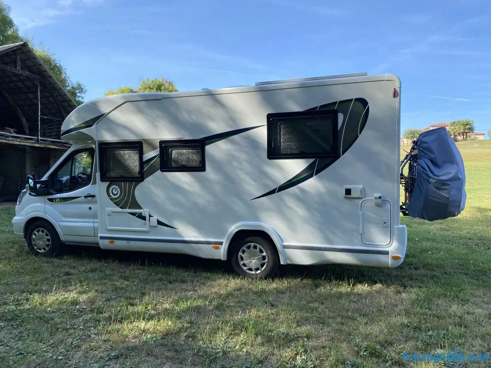 CAMPING-CAR CHAUSSON 628 EB édition spéciale
