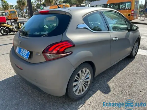 PEUGEOT 208 1.2 PureTech 82ch BVM5 Allure