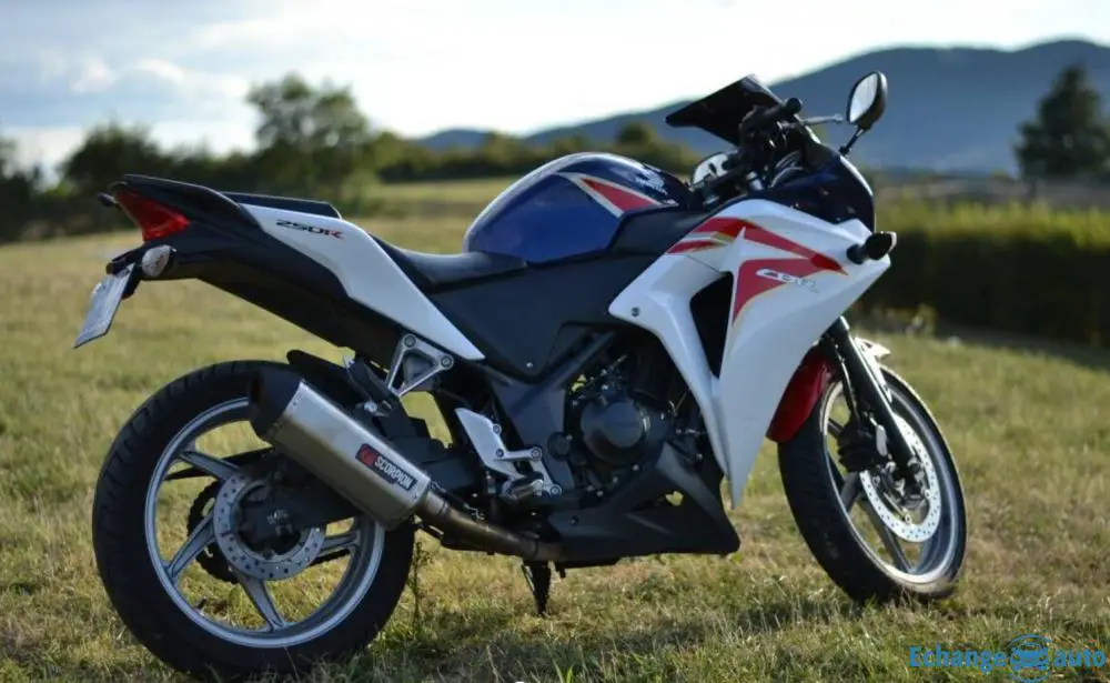 Honda cbr 250 r