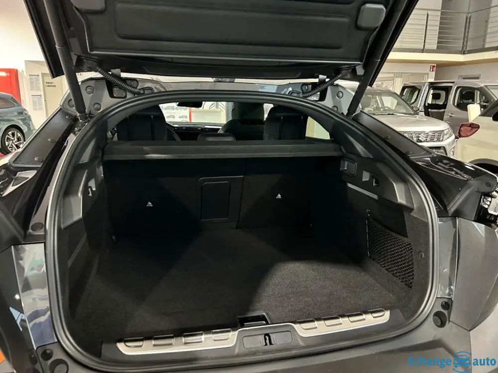 Peugeot 408 Plug-In Hybrid 225 e-EAT8 GT