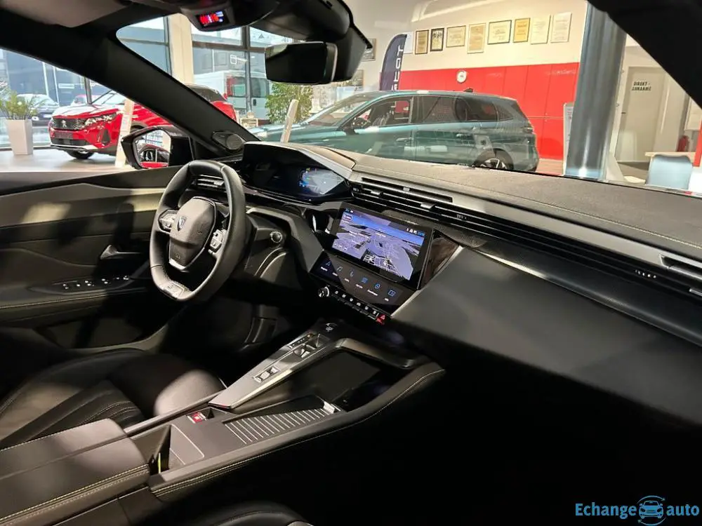 Peugeot 408 Plug-In Hybrid 225 e-EAT8 GT