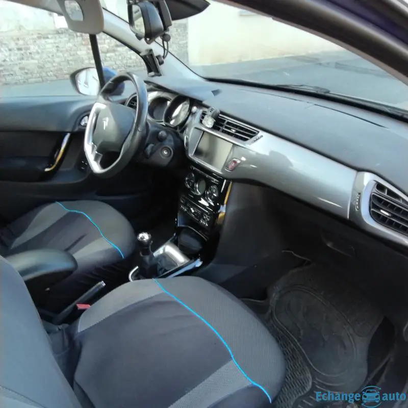 Citroën C3 1.2 Pure Tech exclusive 82 CV
