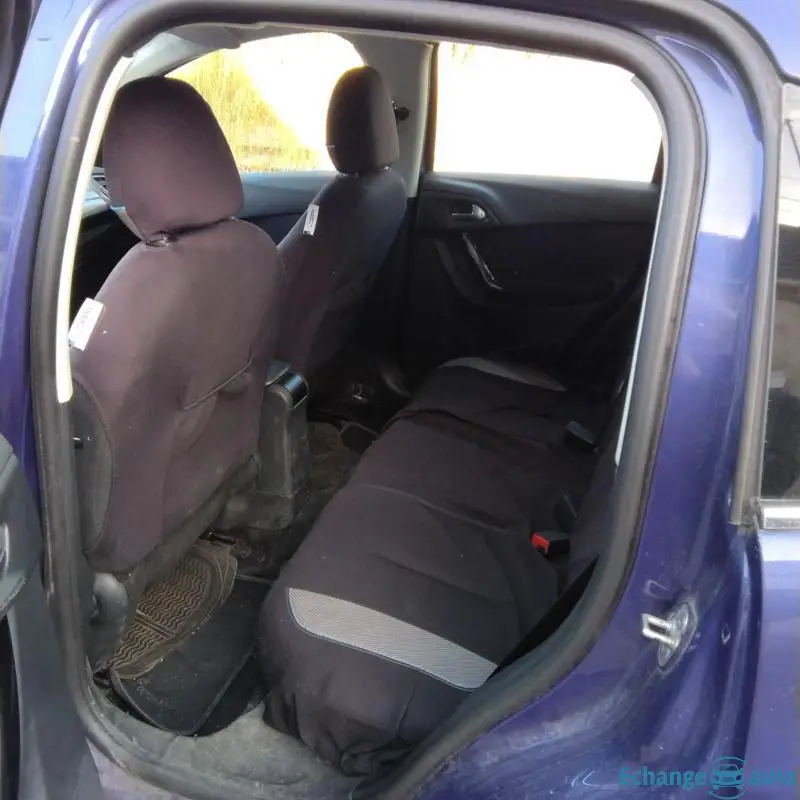 Citroën C3 1.2 Pure Tech exclusive 82 CV