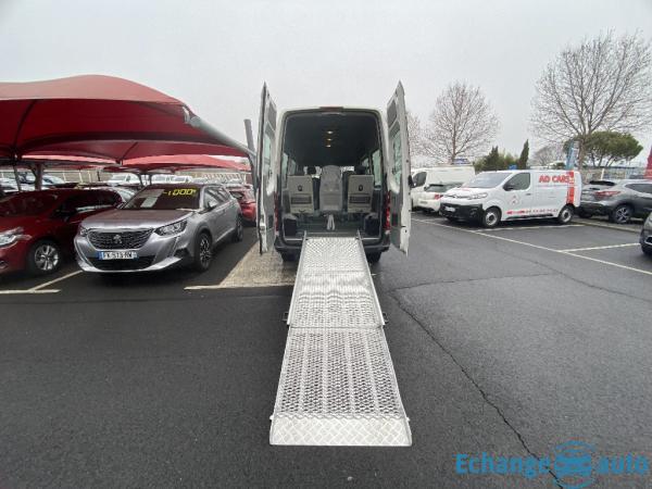 VOLKSWAGEN CRAFTER COMBI 30 L2H2 2.0 TDI 136 BLUEMOTION TECHNOLOGY 