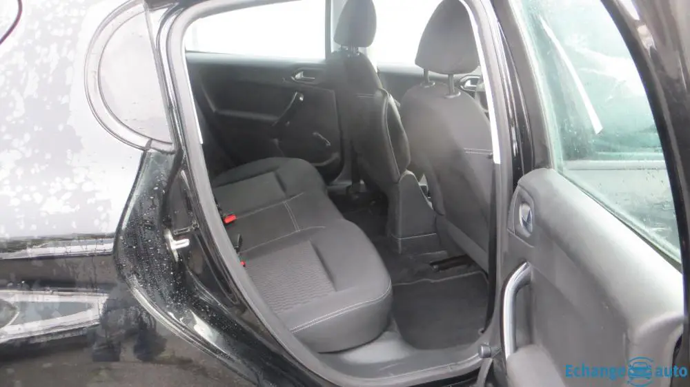 Peugeot 208 1.5 HDI 100 cv an 01/2019 95000 k