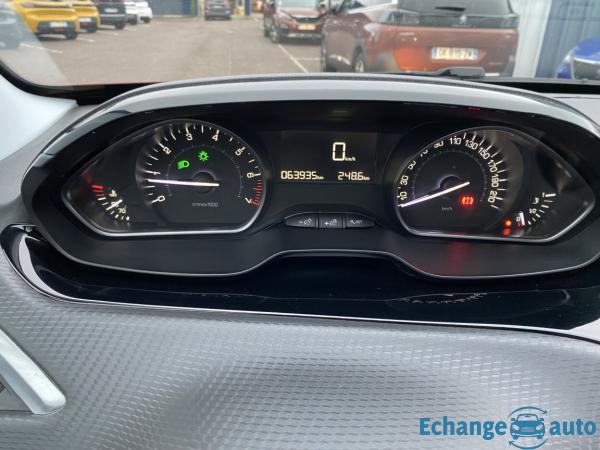 PEUGEOT 2008 PureTech 82ch SetS BVM5 Signature