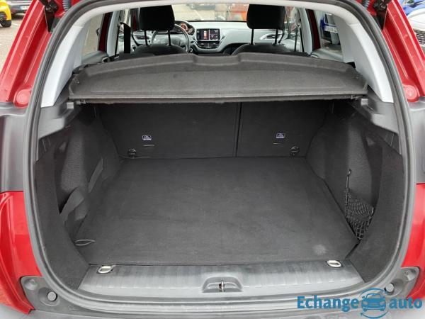 PEUGEOT 2008 PureTech 82ch SetS BVM5 Signature