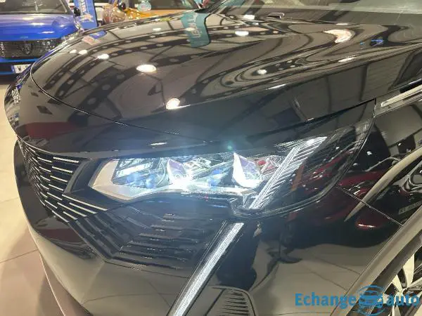 PEUGEOT 3008 HYBRID 225 E-EAT8 GT