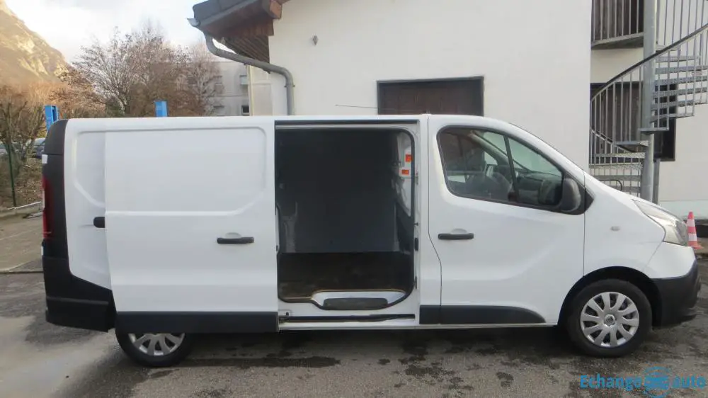 Renault trafic 1.6 dci 125cv L2H1,3 places