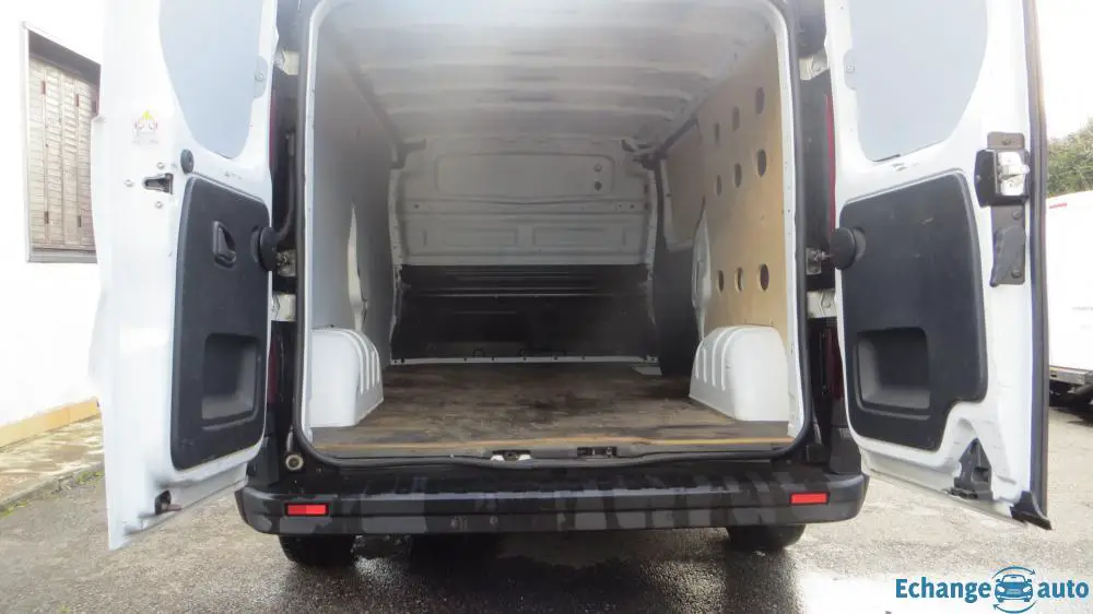 Renault trafic 1.6 dci 125cv L2H1,3 places